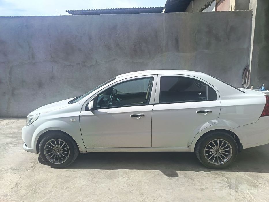 Chevrolet nexia 3