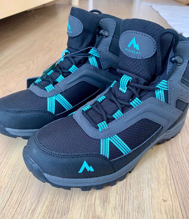 Непромокаеми дамски обувки за туризъм Mckinley