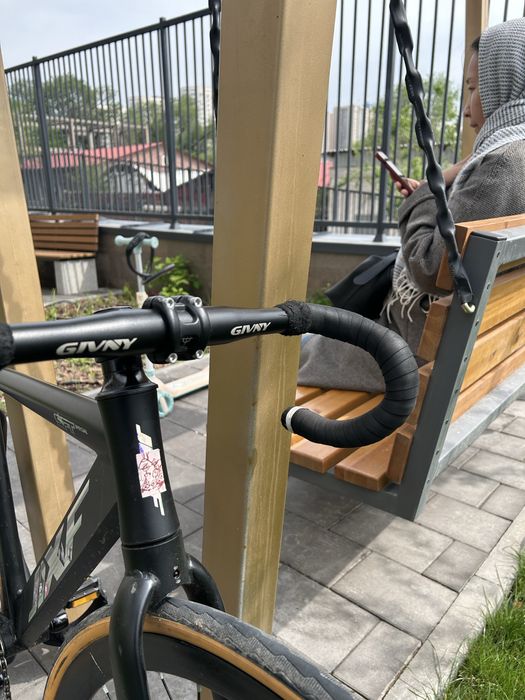 Продам.обмен  покупал за 100,000