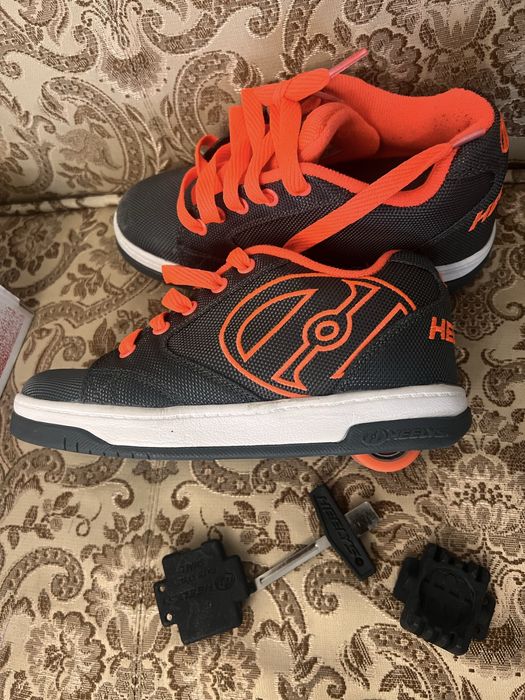Кроссовки Heelys