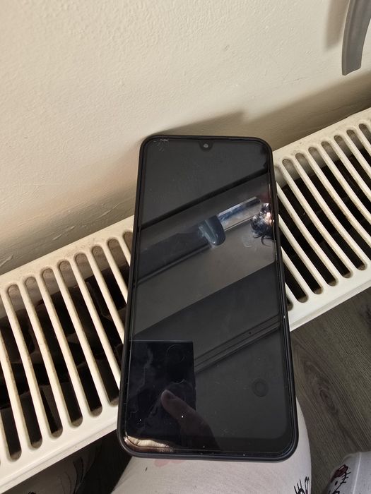 Vând Samsung A16 4G Black