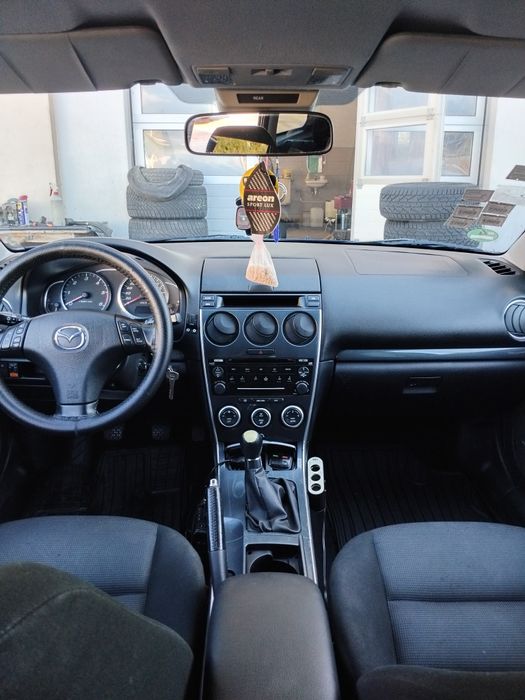 Vând Mazda6 2007 diesel 2.0 xenon sirocou comenzi volan pilot automat încălzire scaune fără defecte mecanice  preț 2200 ușor negociabil