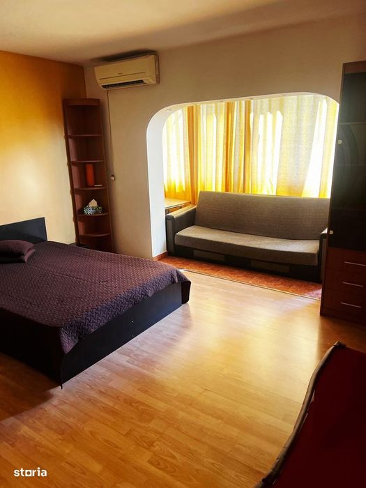 Apartament 3 camere decomandat mobilat si utilat Militari Metrou Pacii — fotografia 1