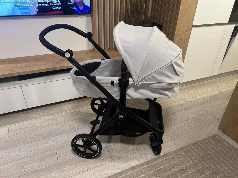 Carucior Cybex EOS 3 in 1