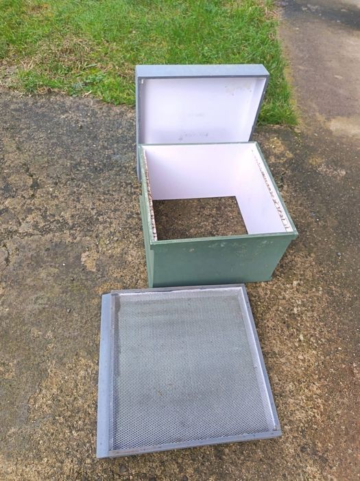 Пчеларски кошери ДАДАНБЛАТ 12 рамкови