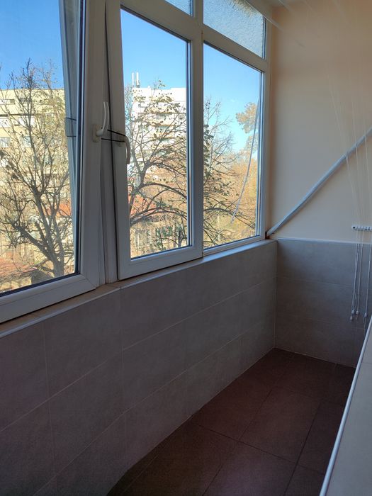 Дава се под наем Тристаен апартамент в Плевен, Идеален център - 100 кв.м за 600 € - Снимка #9