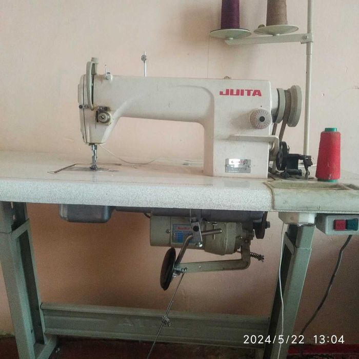 Tikuv moshinasi sotiladi