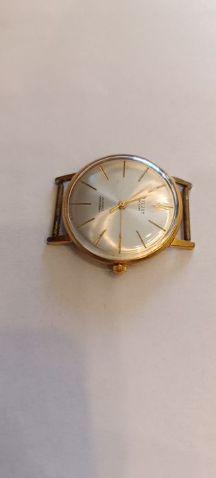 Позлатен Poljot de luxe