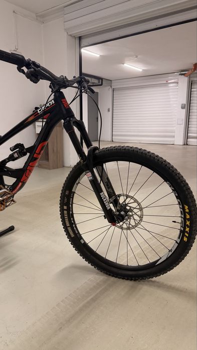 Продавам YT CAPRA / 27.5/ L не Commencal, Trek, Scott, Pivot,Specialized