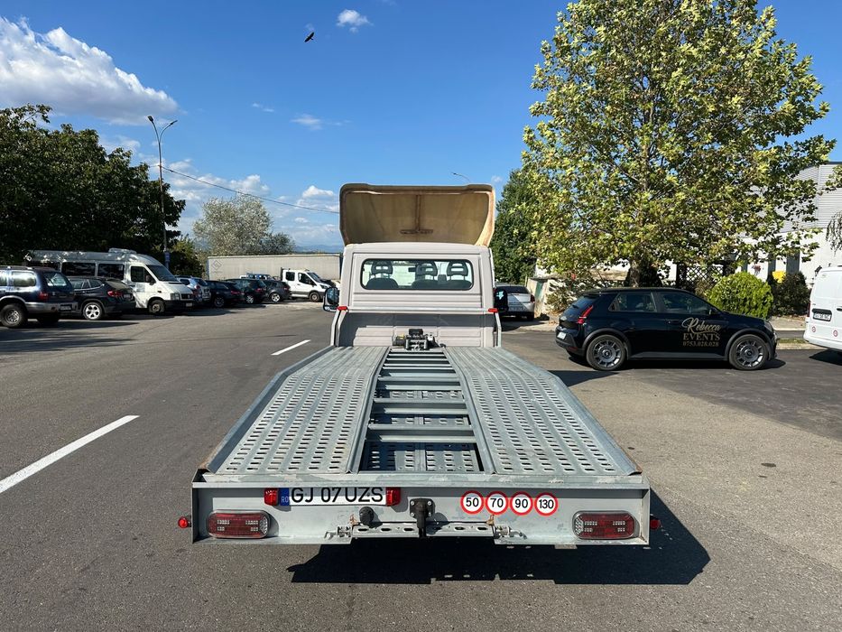 Peugeot Boxer Autoutilitara/Troliu/Km reali 228.000