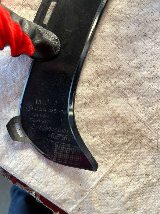 Лайсна Mercedes GLC AMG w254