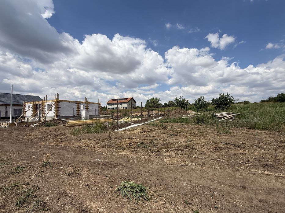 Teren intravilan construibil PUZ aprobat strada complexului