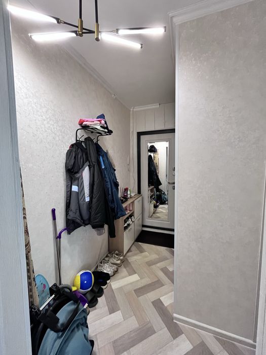 Продаётся 3-х комнатная МАЛОГАБАРИТКА