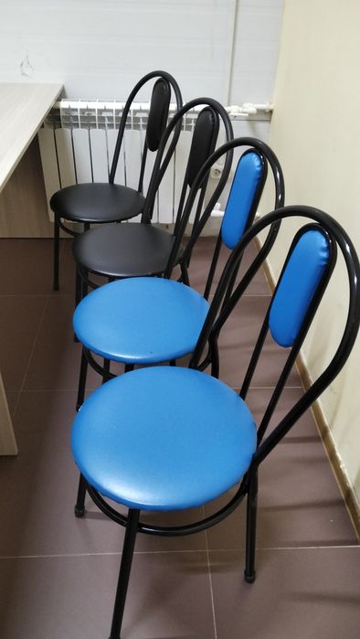 Кухонные стулья.