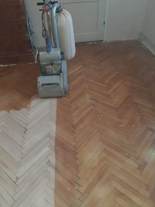 Raschetat-reconditionat montat parchet masiv
