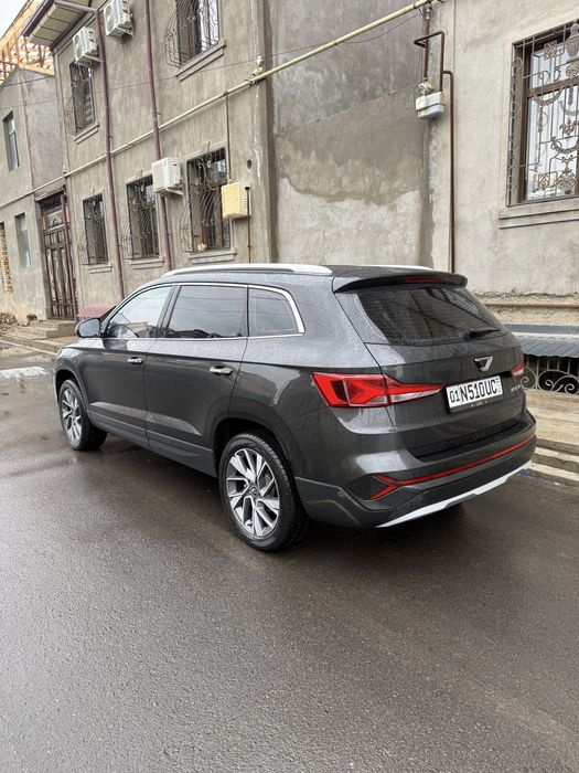 Volkswagen Jetta VS7 deyarli yengi