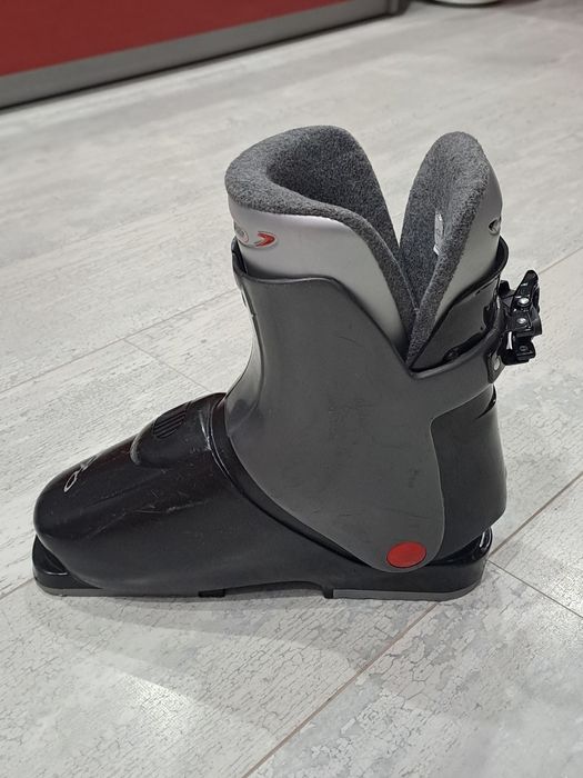 Ски обувки TECHNO-N41 (296mm)