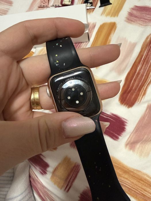 Apple watch seria 6 gold