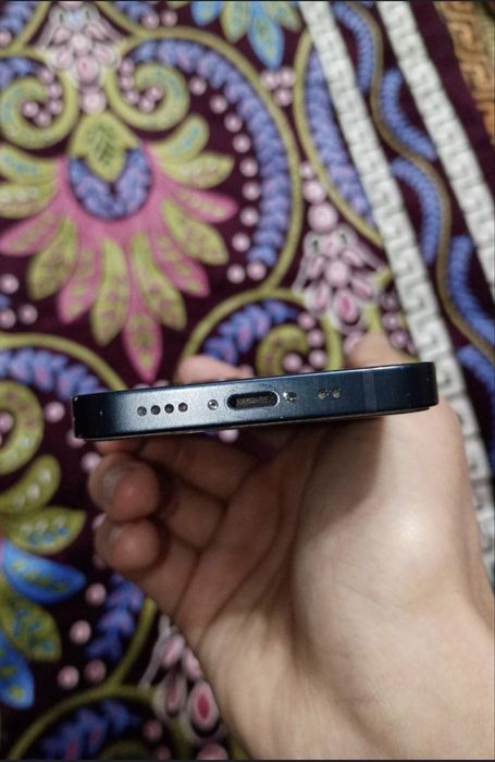 Iphone 13 mini.