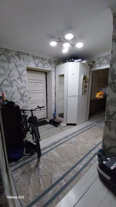 Продаж квартиру 3 ком