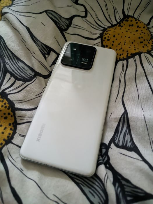 Xiaomi 13 pro 12/512 CN