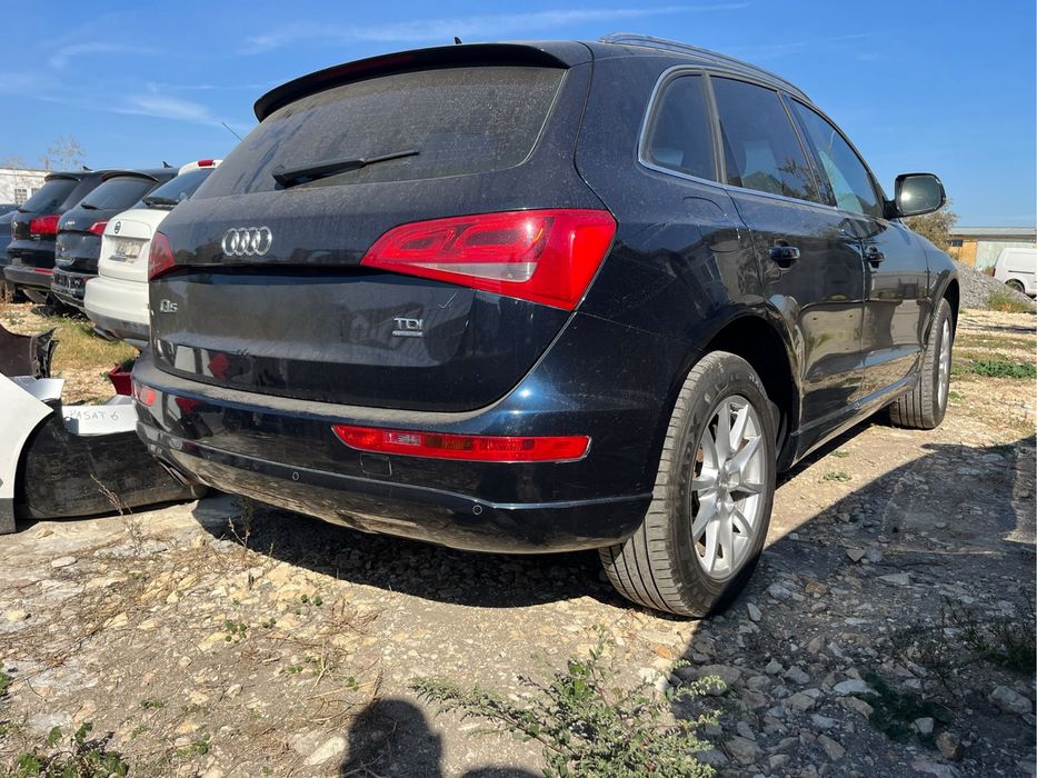 На части Audi Q5 2.0tdi quattro 2010г код Cgl автомат Ауди Кю5  Имам няколко мотора 2.0tfsi 2.0tdi 3.0tdi bang Ccw Caha Cah Cag Caga Cdu кожен салон.