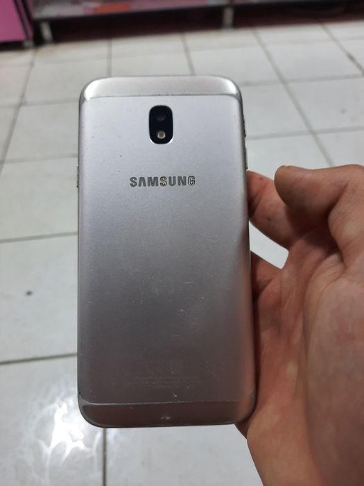 Samsung g'alaba j3 16gb xotira