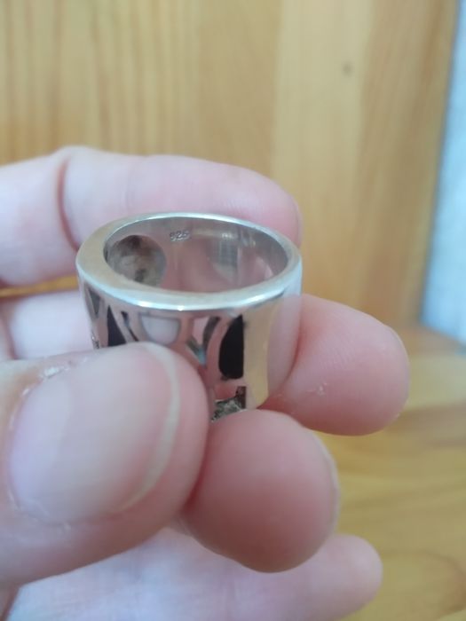 Серебряное женское кольцо