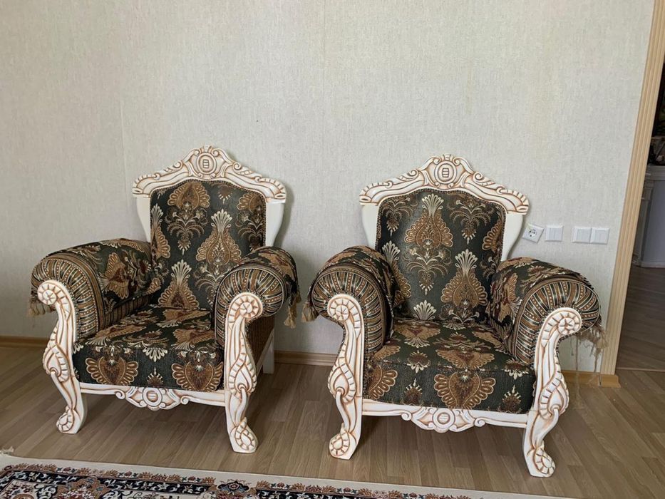 Диван и 2 кресла