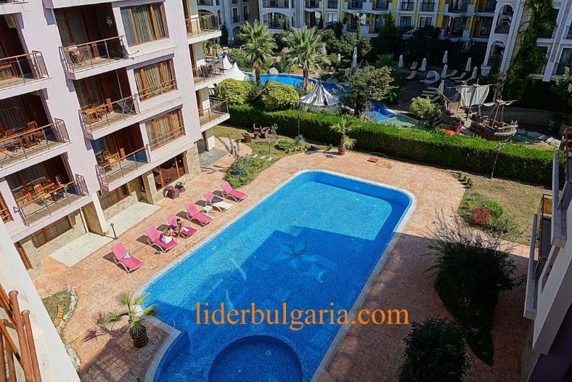 Двустаен апартамент в комплекс Магнолия Гарден