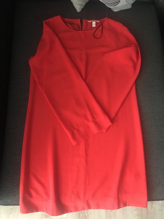 Рокля с ръкав HM