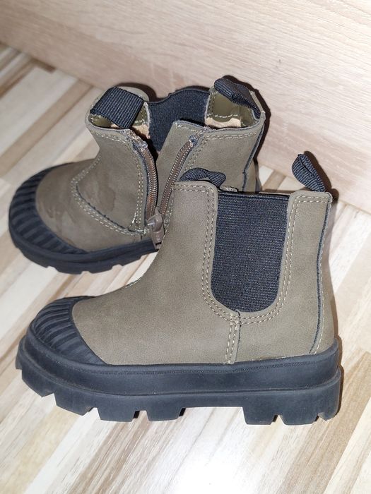 Боти HM номер 20-21 и ботуши 23 номер