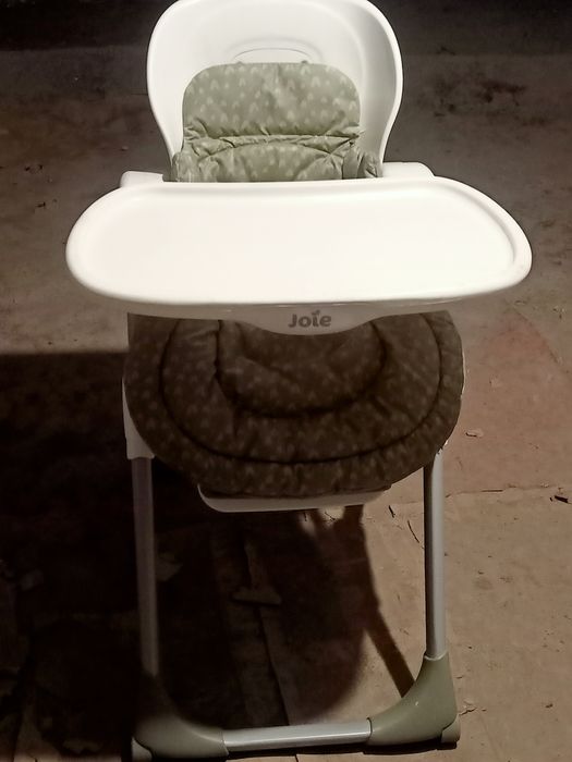 Столик для кормления