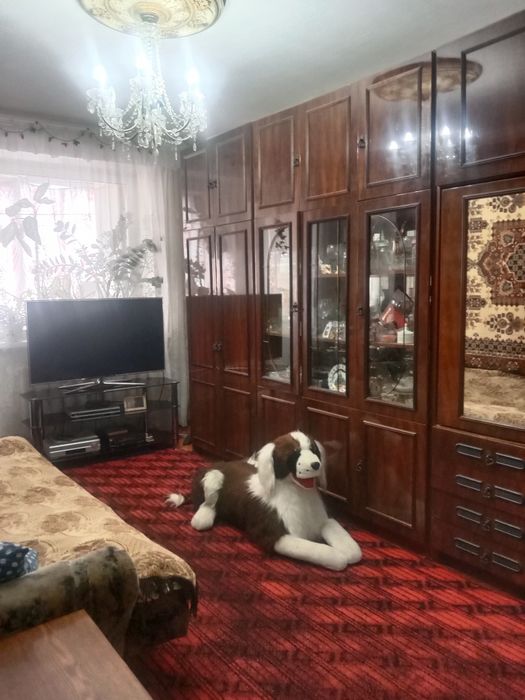 Срочно продам 2 комн.кв.в 4 мкр