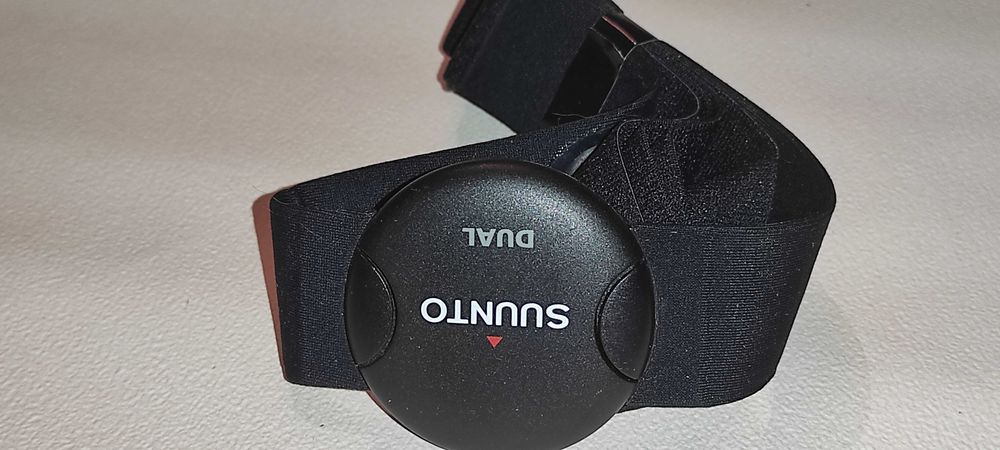 Centură Suunto Dual Comfort Se utilizează cu aparate cardio de sală și monitoare de ritm cardiac