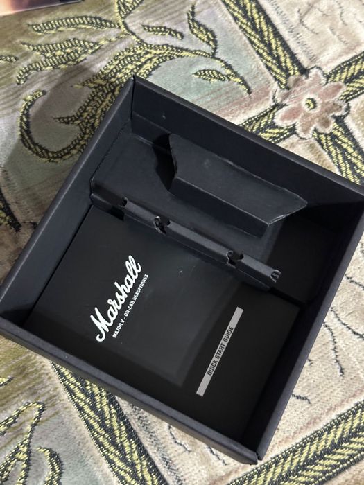 Продам наушники Marshall Major V