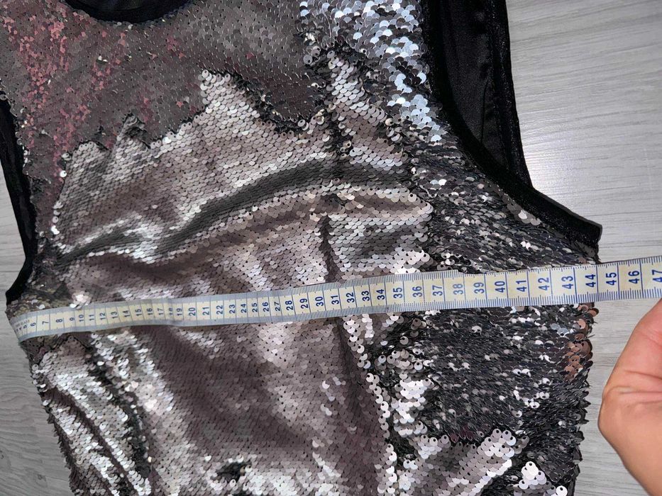 Двулицева рокля с пайети