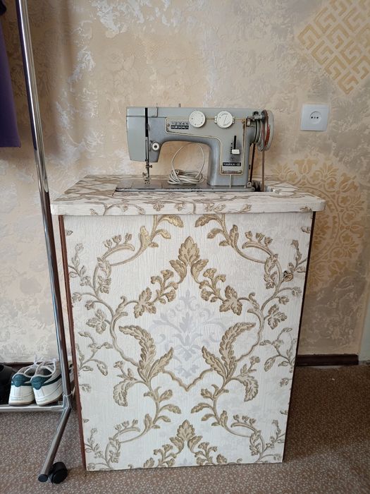 Швейная машина Чайка 3