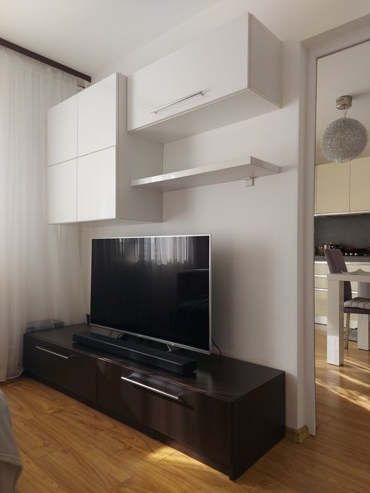 Mobilier living + măsuța