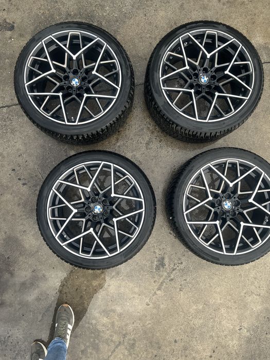 Джанти със гуми