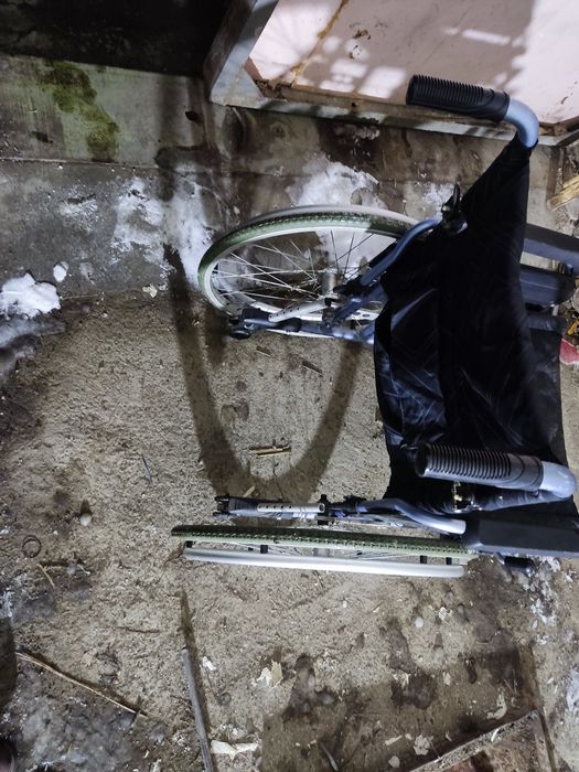 Инвалидная коляска