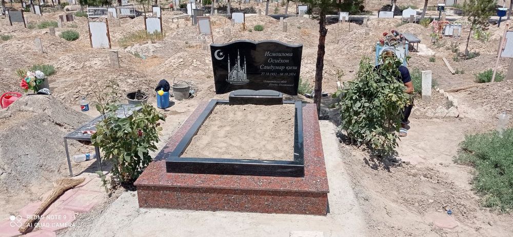 Памятники из качественного гранита, индивидуальный дизайн