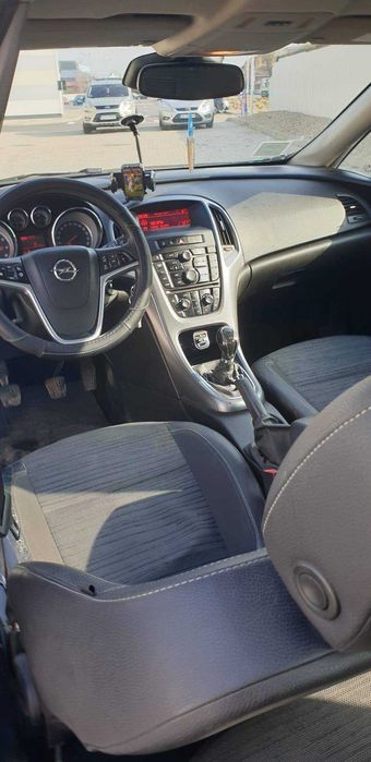 Opel Astra J 2018 1.6 aspirat 115 CP Benzina+Gaz 6200 E