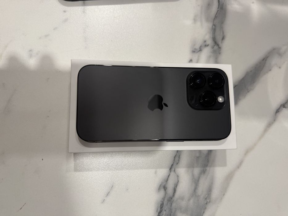 Продам Iphone 14 pro
