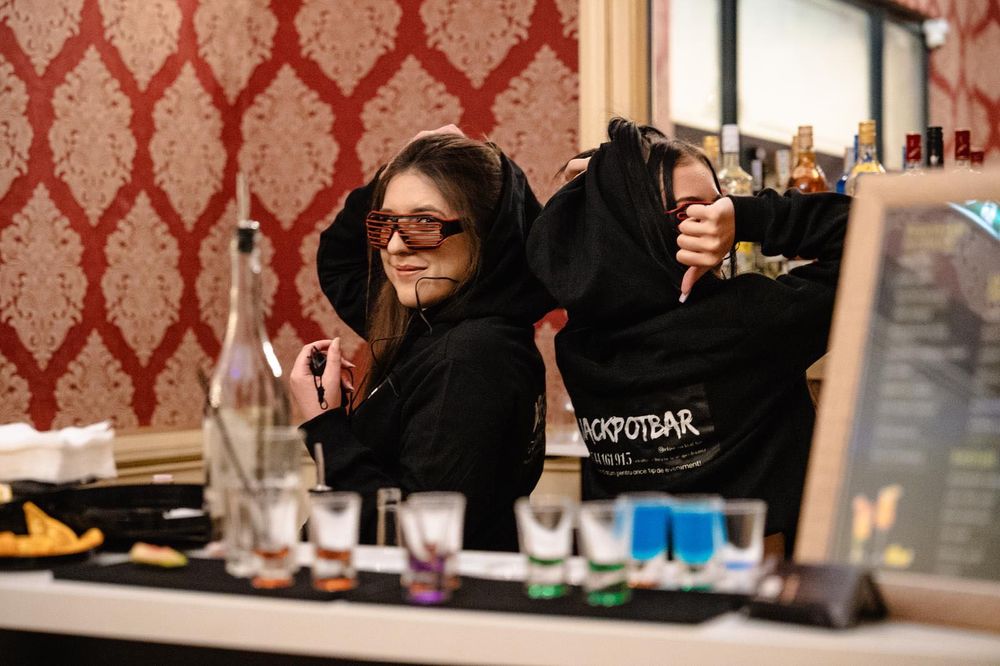 Bar Mobil / Tort de shoturi / Cocktail Bar / Servicii all-inclusive!