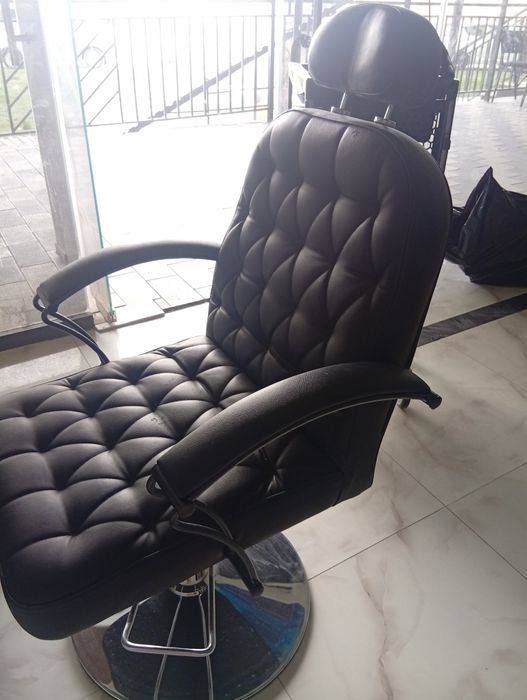 Продается кресло для салона