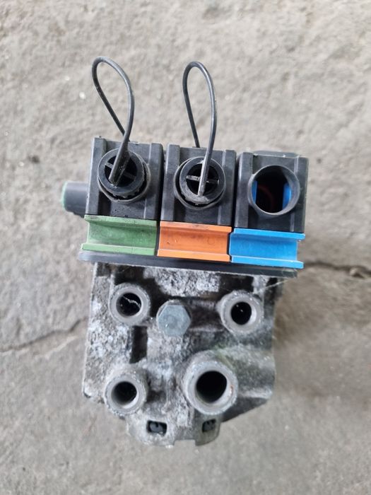 Knorr Bremse ES2060 ES2053 ES2050 Haldex 820007191 supapa centrala sem