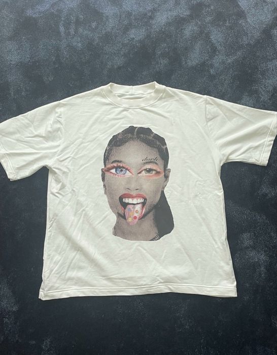 Dark studios graphic tee