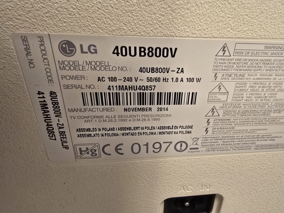 SmartTv LG 40ub800v diagonala 102cm