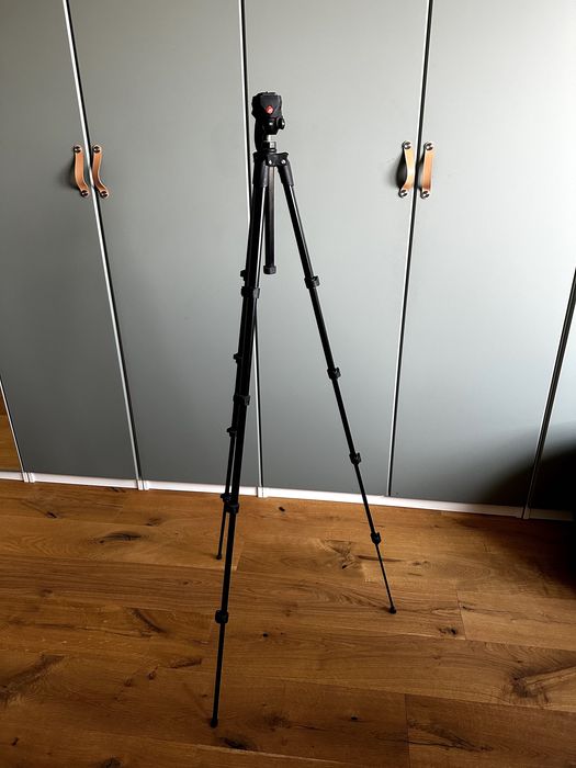 Статив с "грип" глава тип дръжка Manfrotto MKC3-H01 за фото и видео